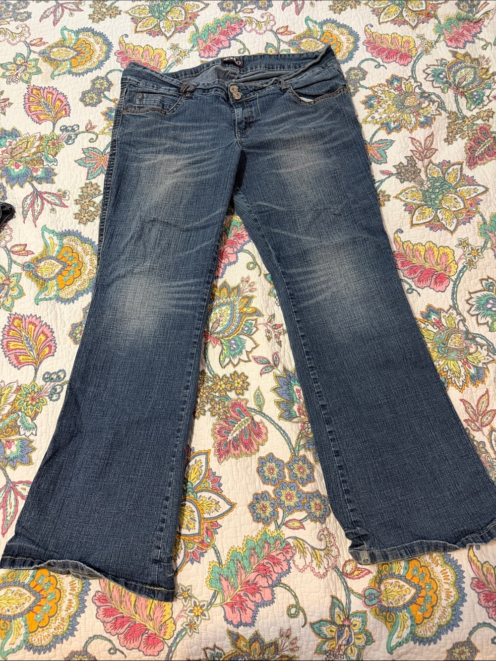 Vintage BONGO Women's Dark Blue Flare Jeans